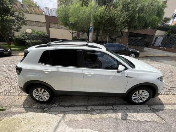 VOLKSWAGEN T-CROSS 1.0 200 TSI TOTAL FLEX SENSE AUTOMÁTICO VOLKSWAGEN T-CROSS 1.0 200 TSI TOTAL FLEX SENSE AUTOMÁTICO